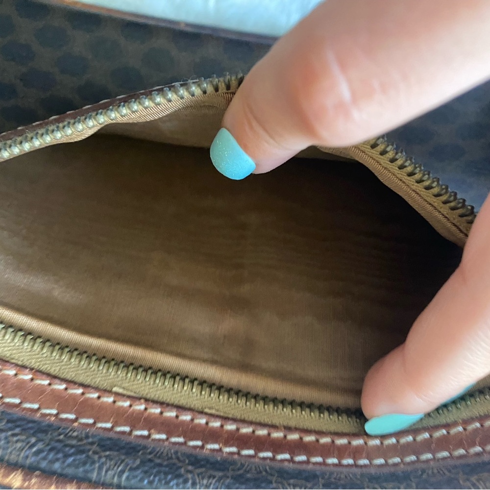 Celine Pouch - Picture 2 of 6
